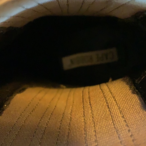 Cape Robbin - Picture 7 of 8